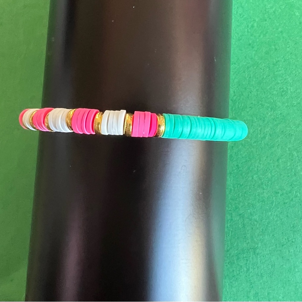 Fun beaded bracelet! - Picture 2 of 2